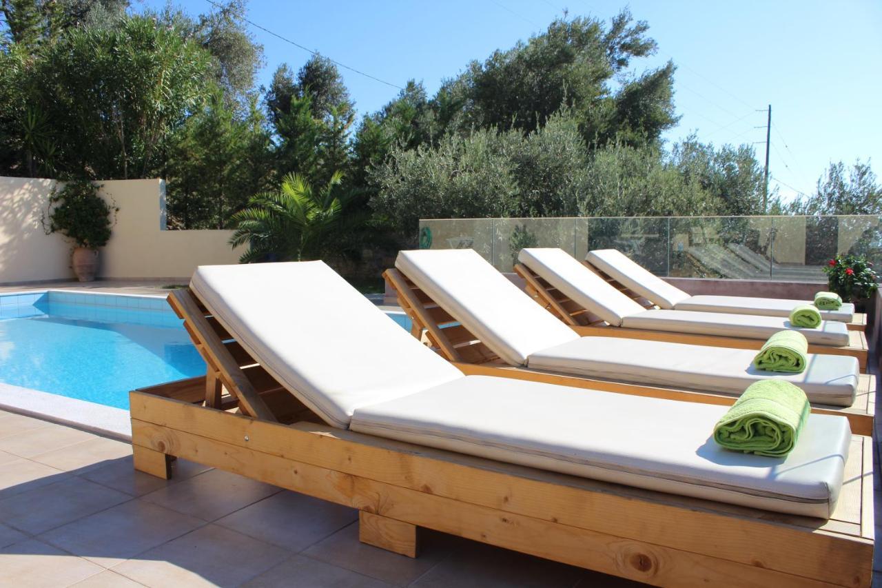 Zaki-1 Premium Villa Moni Evaggelistrias Exteriör bild