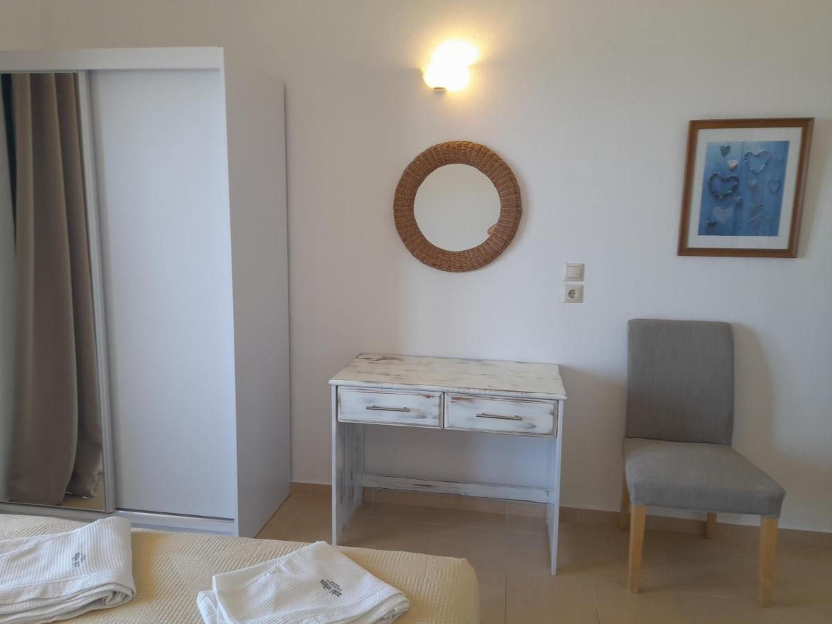 Zaki-1 Premium Villa Moni Evaggelistrias Exteriör bild