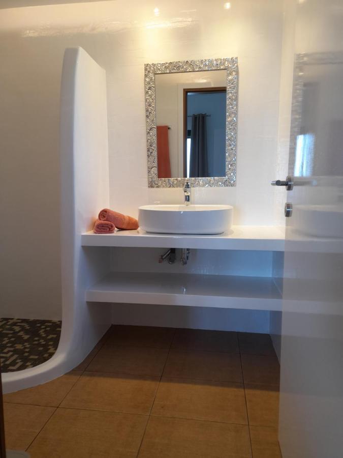 Zaki-1 Premium Villa Moni Evaggelistrias Exteriör bild